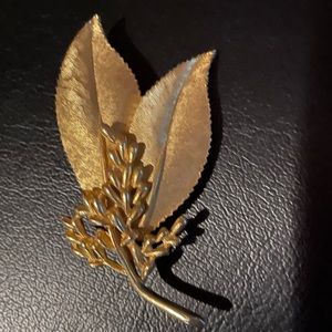 Gold tone BSK leaf pin